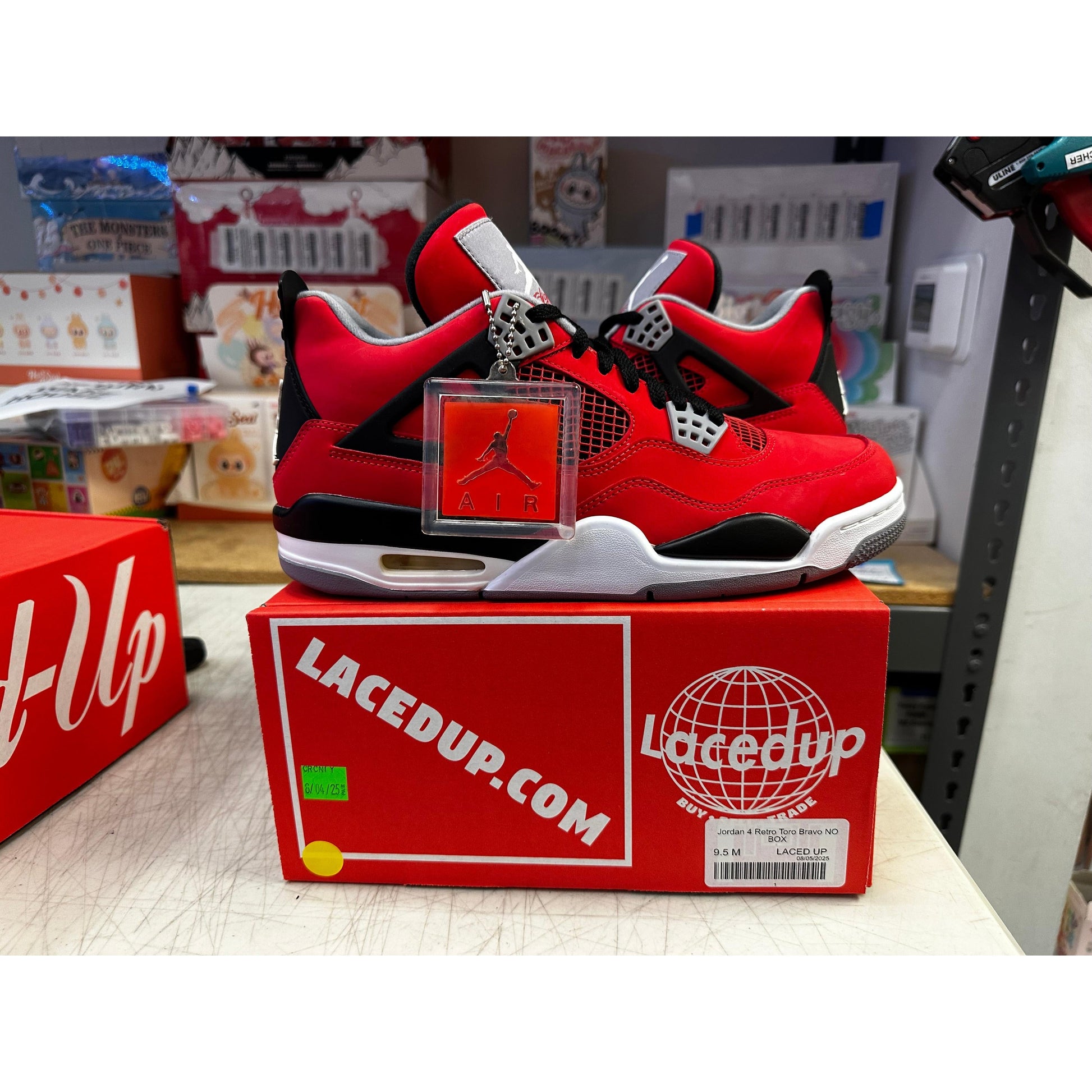 Jordan 4 Retro Toro Bravo NO BOX
