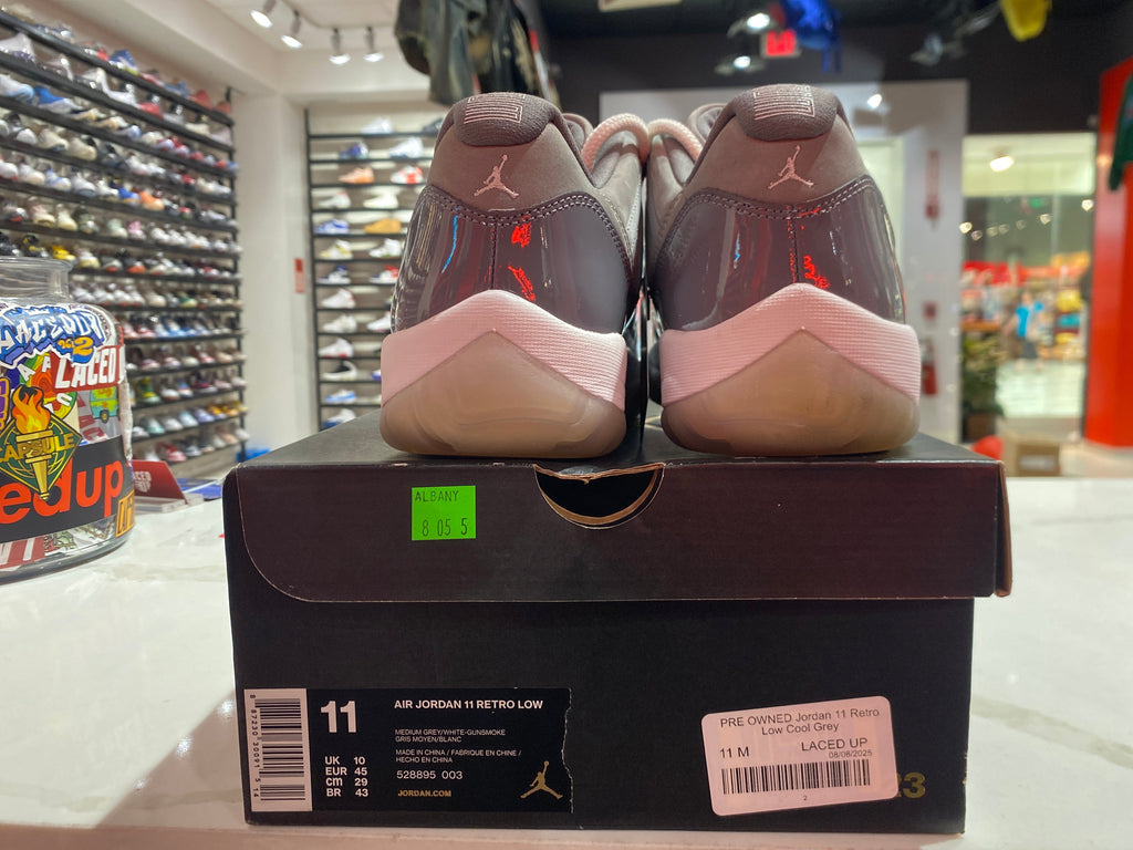 PRE OWNED Jordan 11 Low Cool Grey