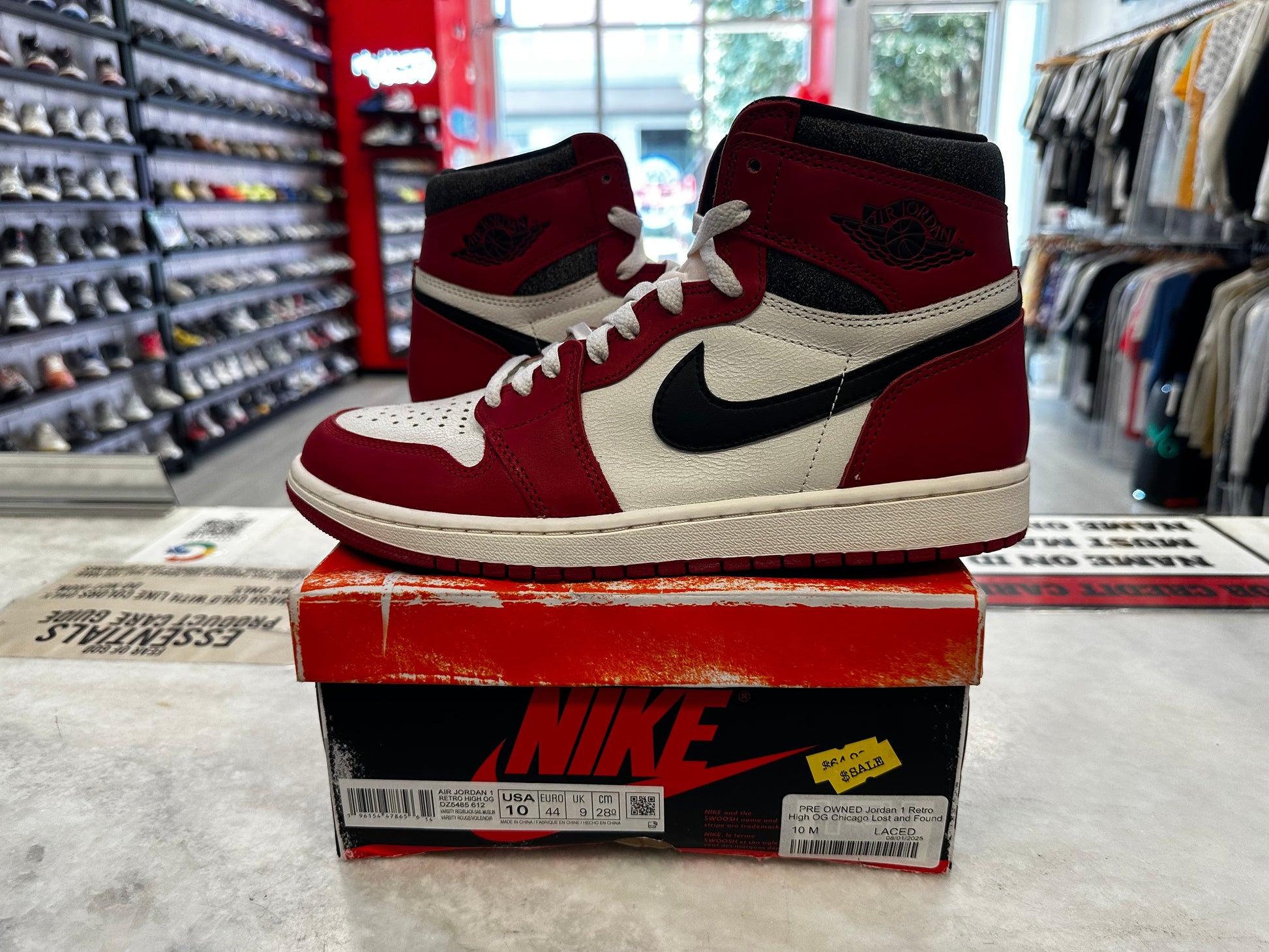 PRE OWNED Jordan 1 Retro High OG Chicago Lost and Found