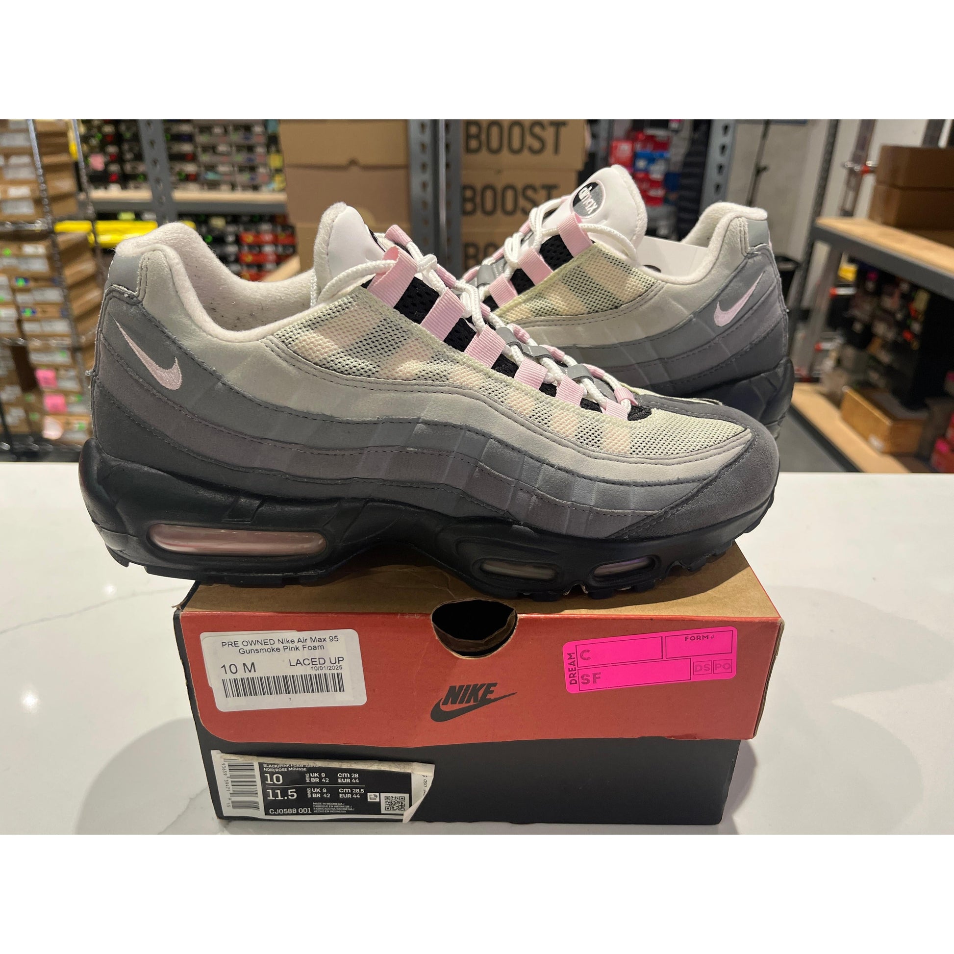 PRE OWNED Nike Air Max 95 Gunsmoke Pink Foam