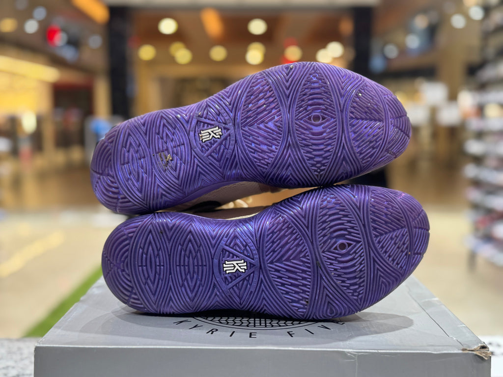 PRE OWNED Nike Kyrie 5 Concepts Ikhet