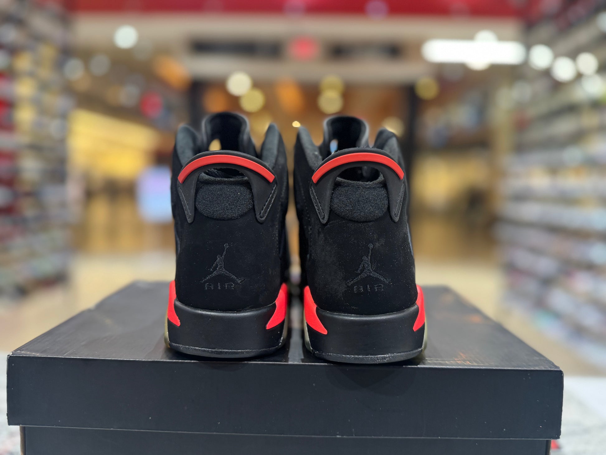 PRE OWNED Air Jordan Retro 6 Infrared Black (2014) (GS)