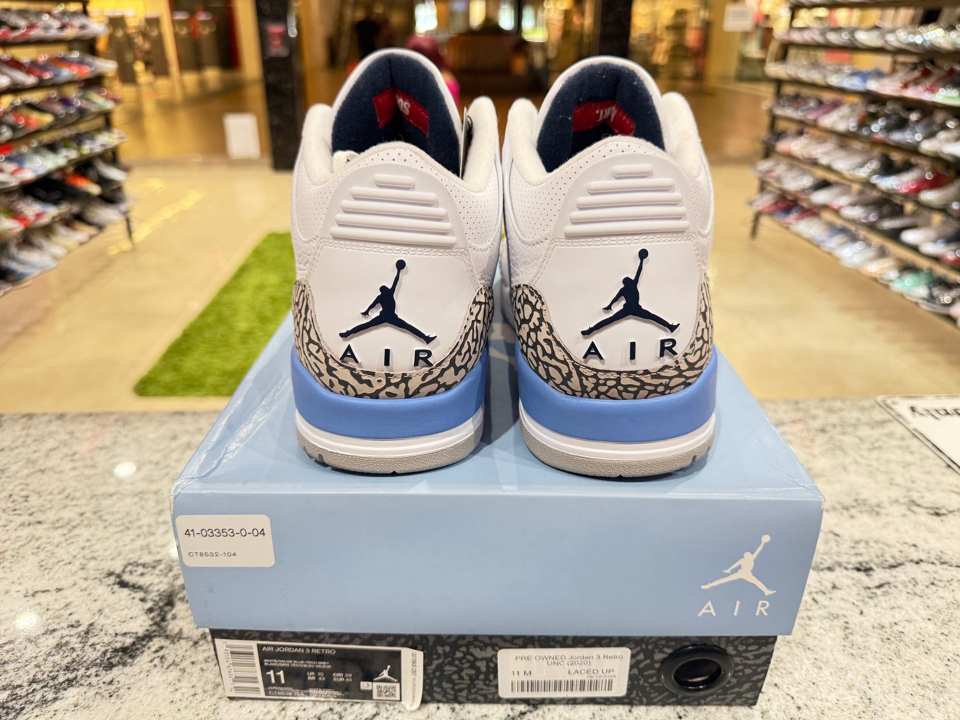 PRE OWNED Jordan 3 Retro UNC (2020)