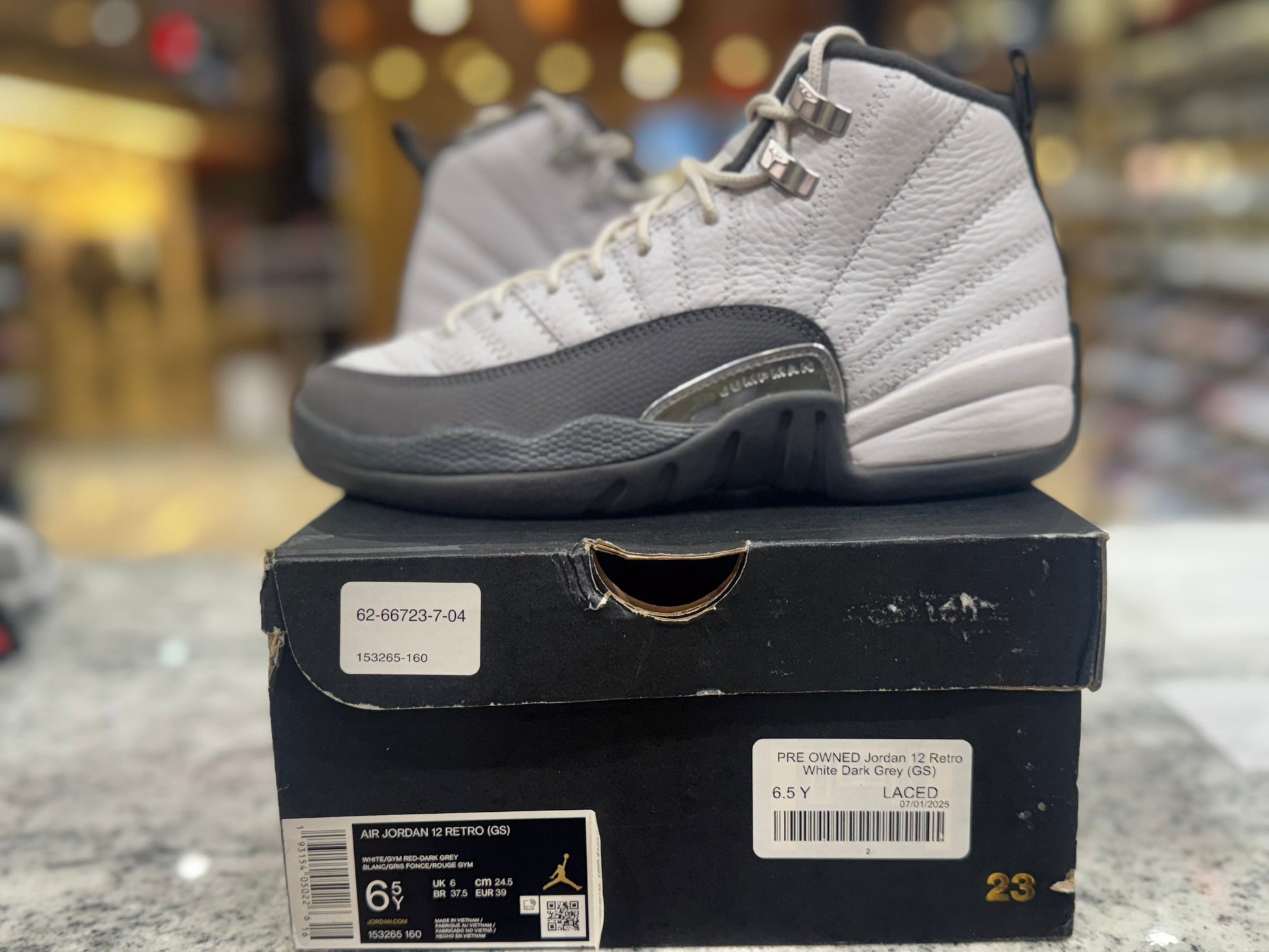 PRE OWNED Jordan 12 Retro White Dark Grey (GS)