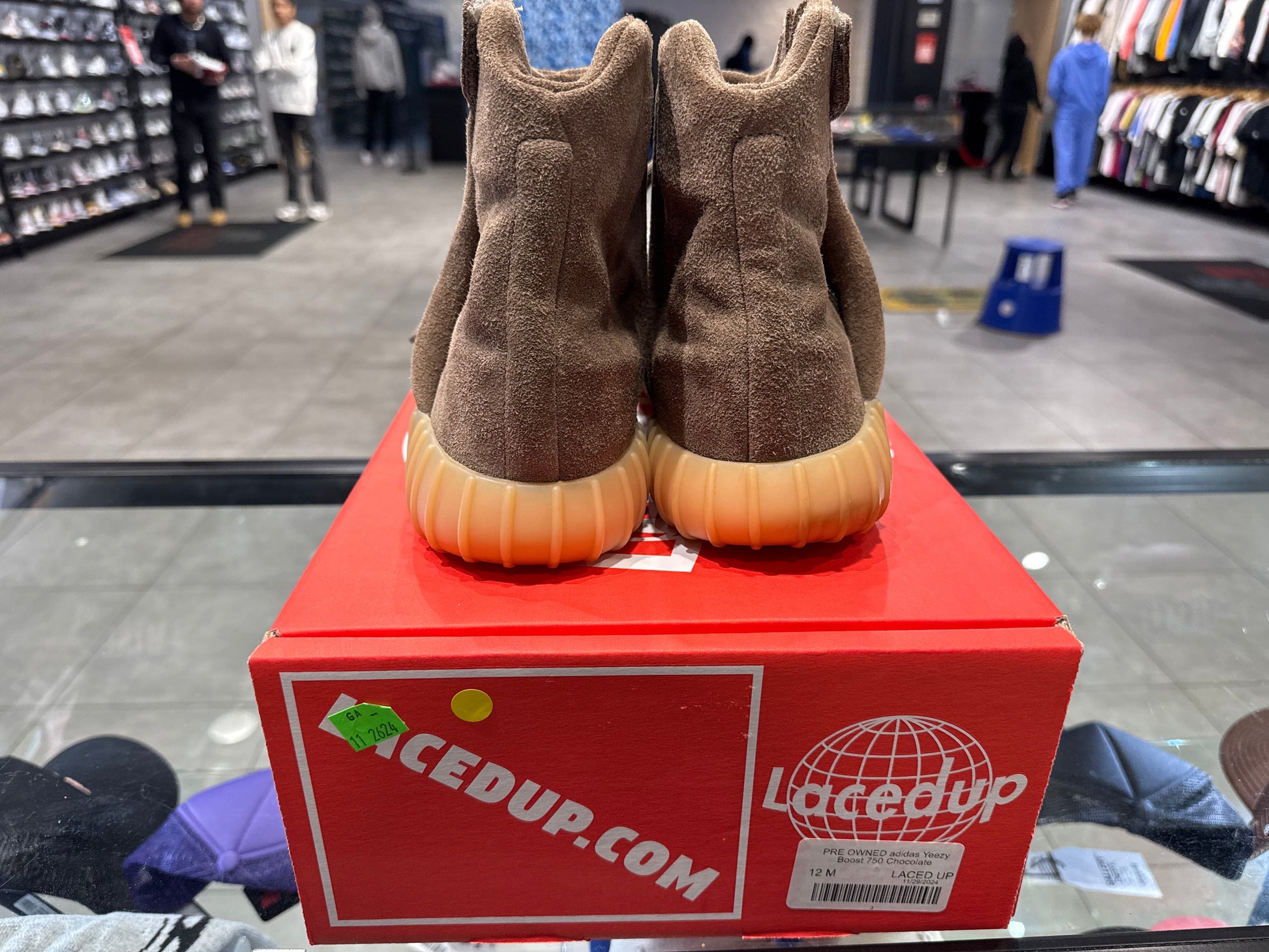 PRE OWNED adidas Yeezy Boost 750 Chocolate