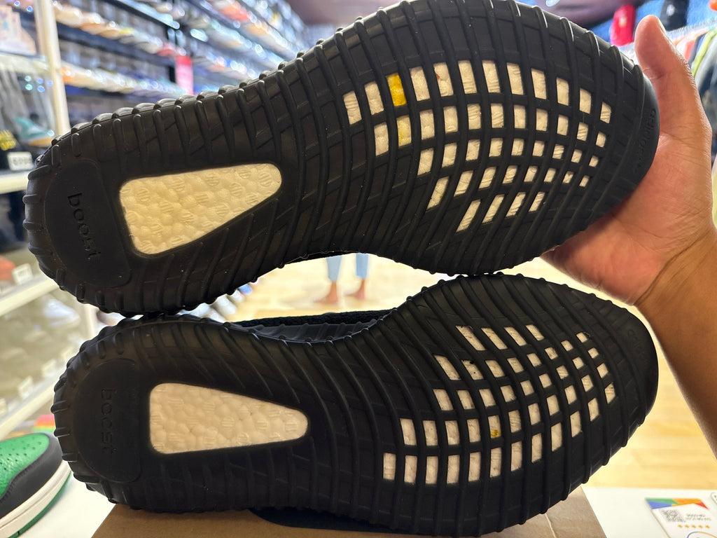 PRE OWNED adidas Yeezy Boost 350 V2 Core Black Red