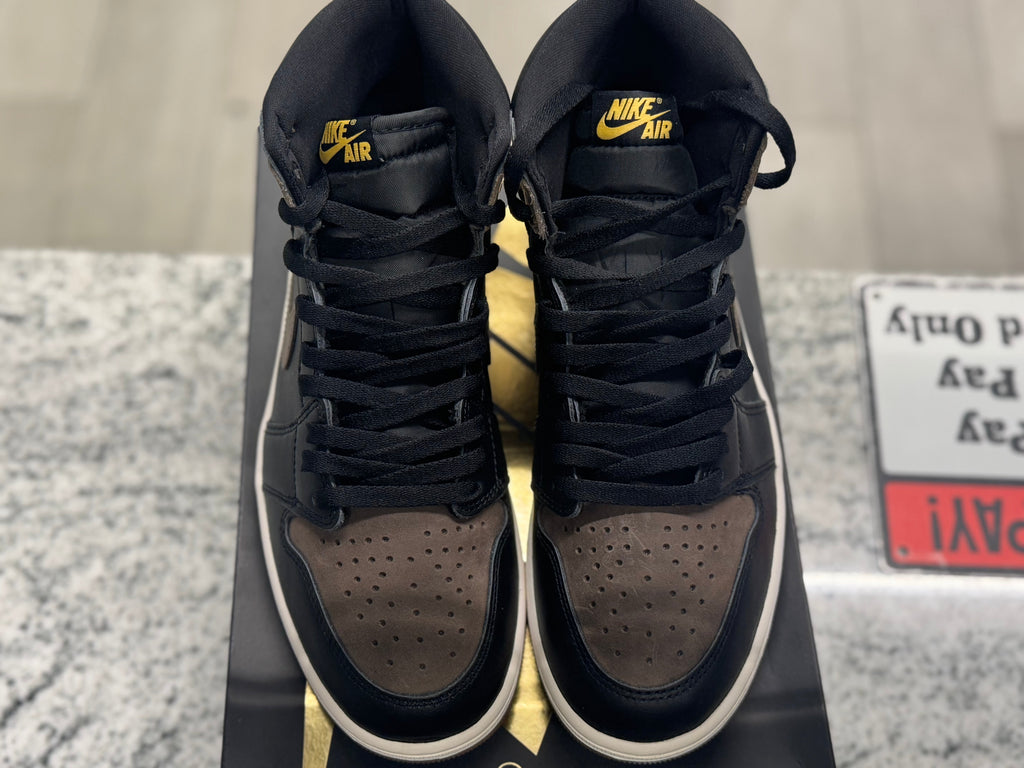 PRE OWNED Air Jordan Retro 1 "Palomino"