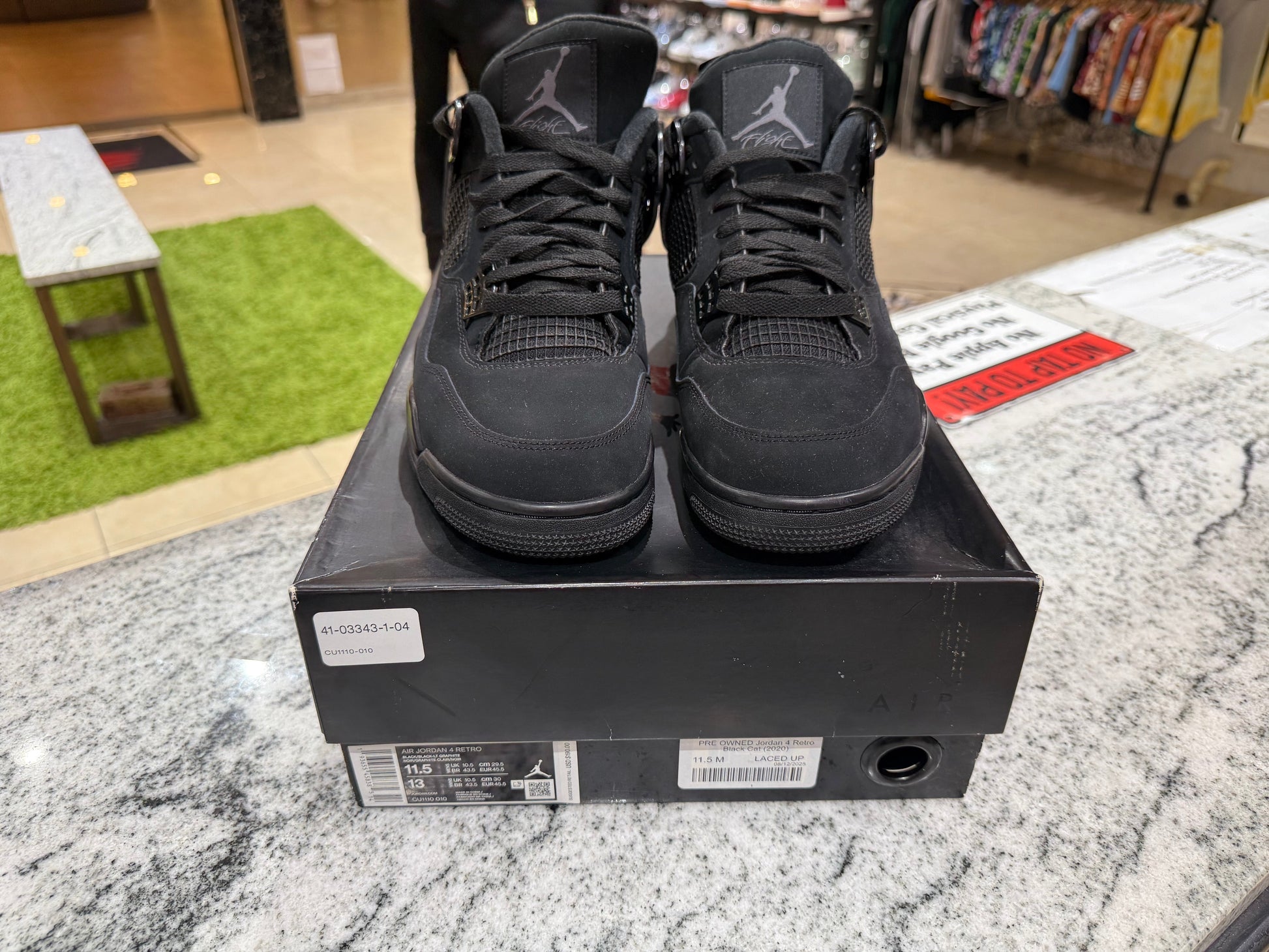 PRE OWNED Jordan 4 Retro Black Cat (2020)