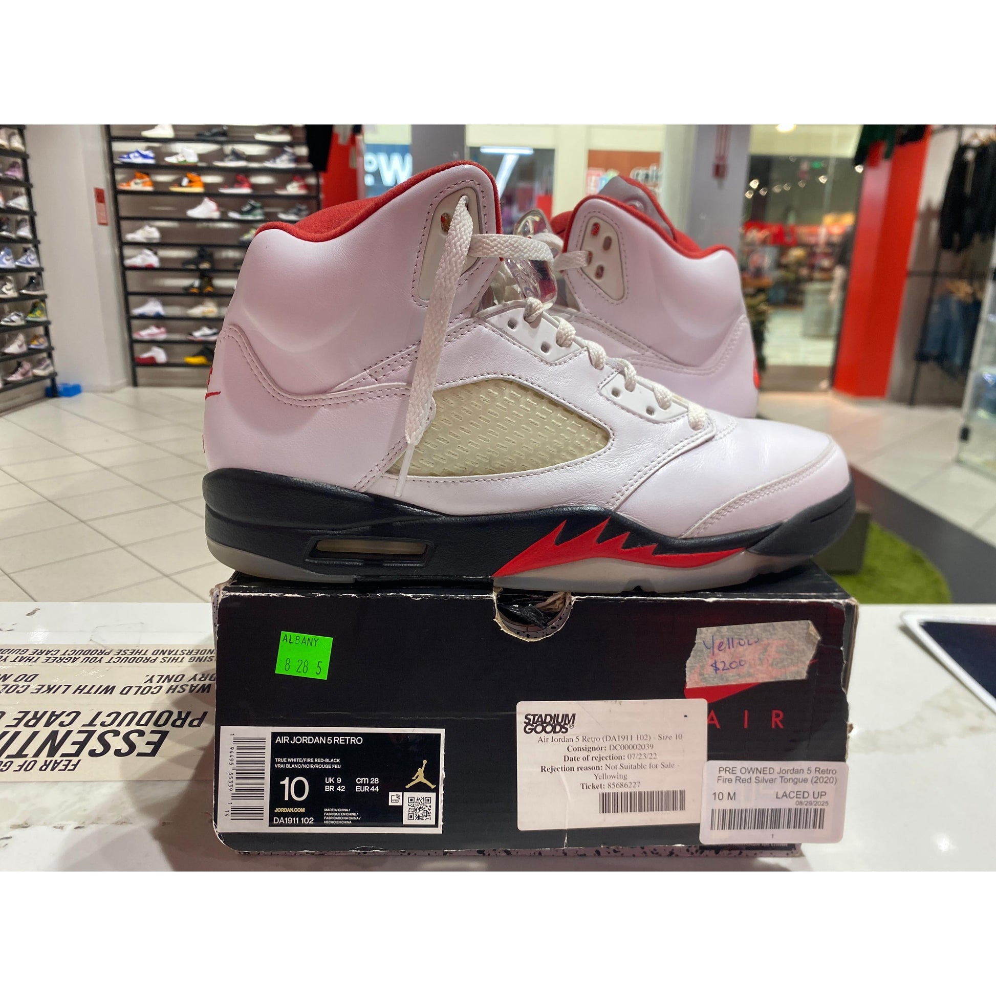 PRE OWNED Jordan 5 Retro Fire Red Silver Tongue (2020)