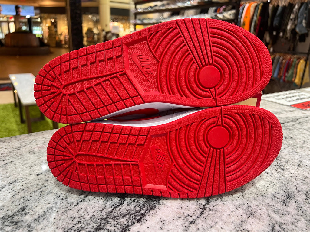 Jordan 1 Retro Low OG University Red No Box