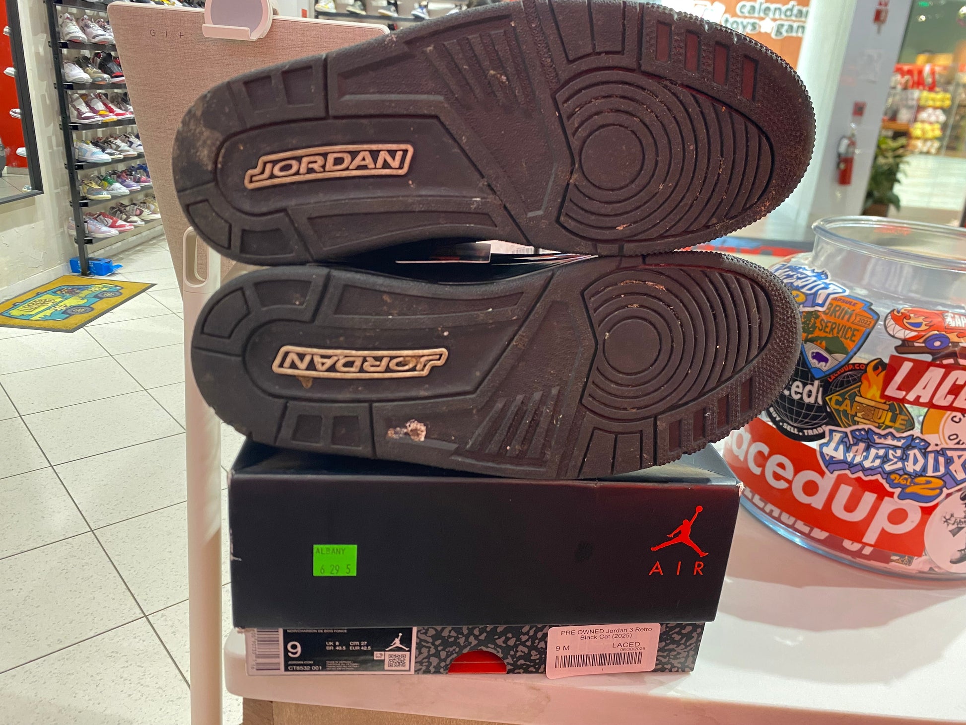 PRE OWNED Jordan 3 Retro Black Cat (2025)