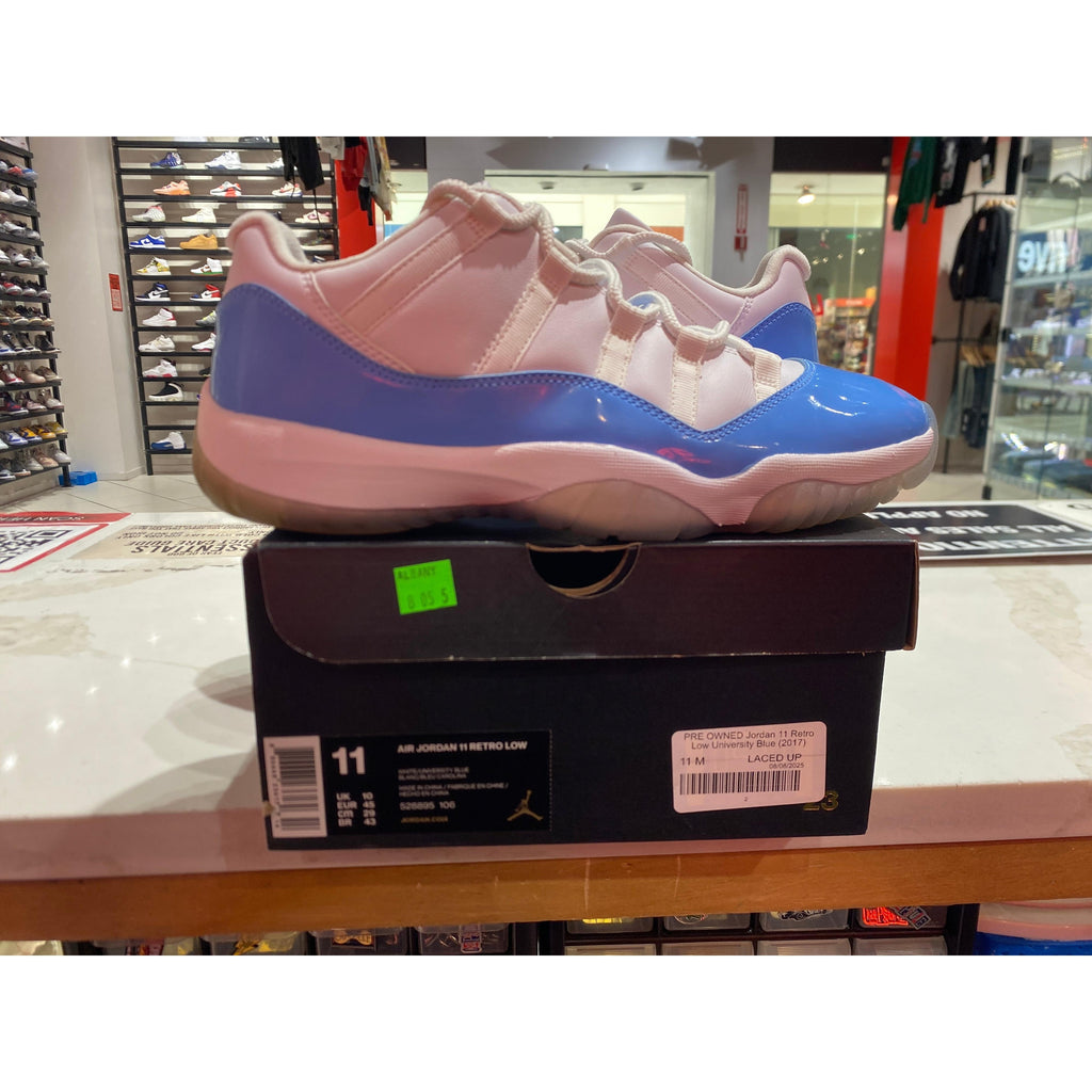 PRE OWNED Jordan Retro 11 low University Blue