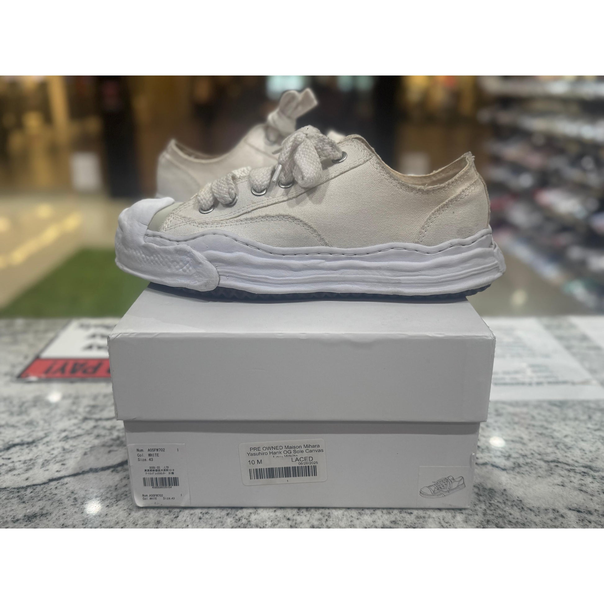 PRE OWNED Maison Mihara Yasuhiro Hank OG Sole Canvas Low White