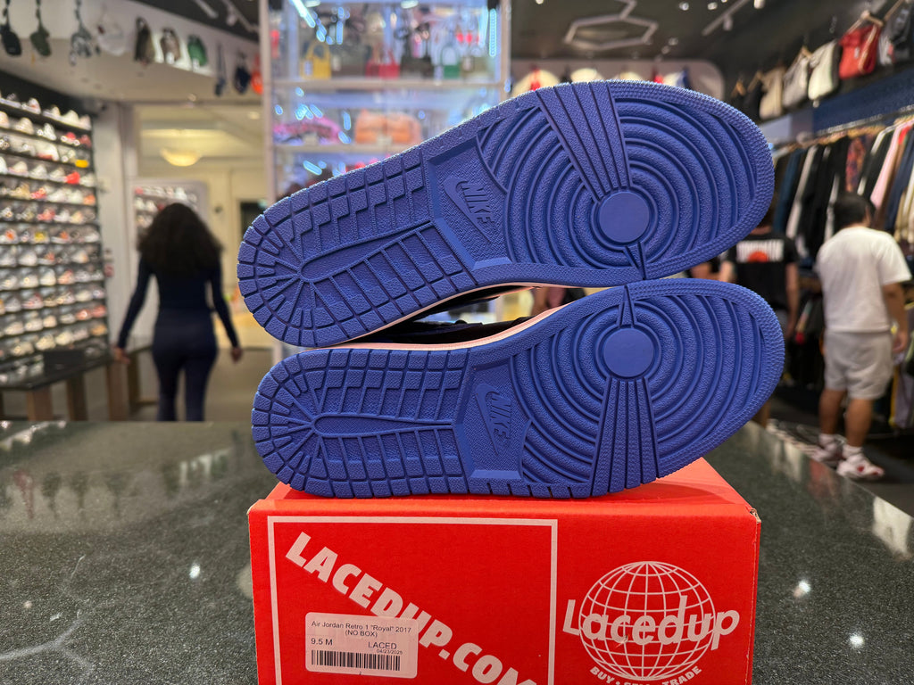 Air Jordan Retro 1 "Royal" 2017 (NO BOX)
