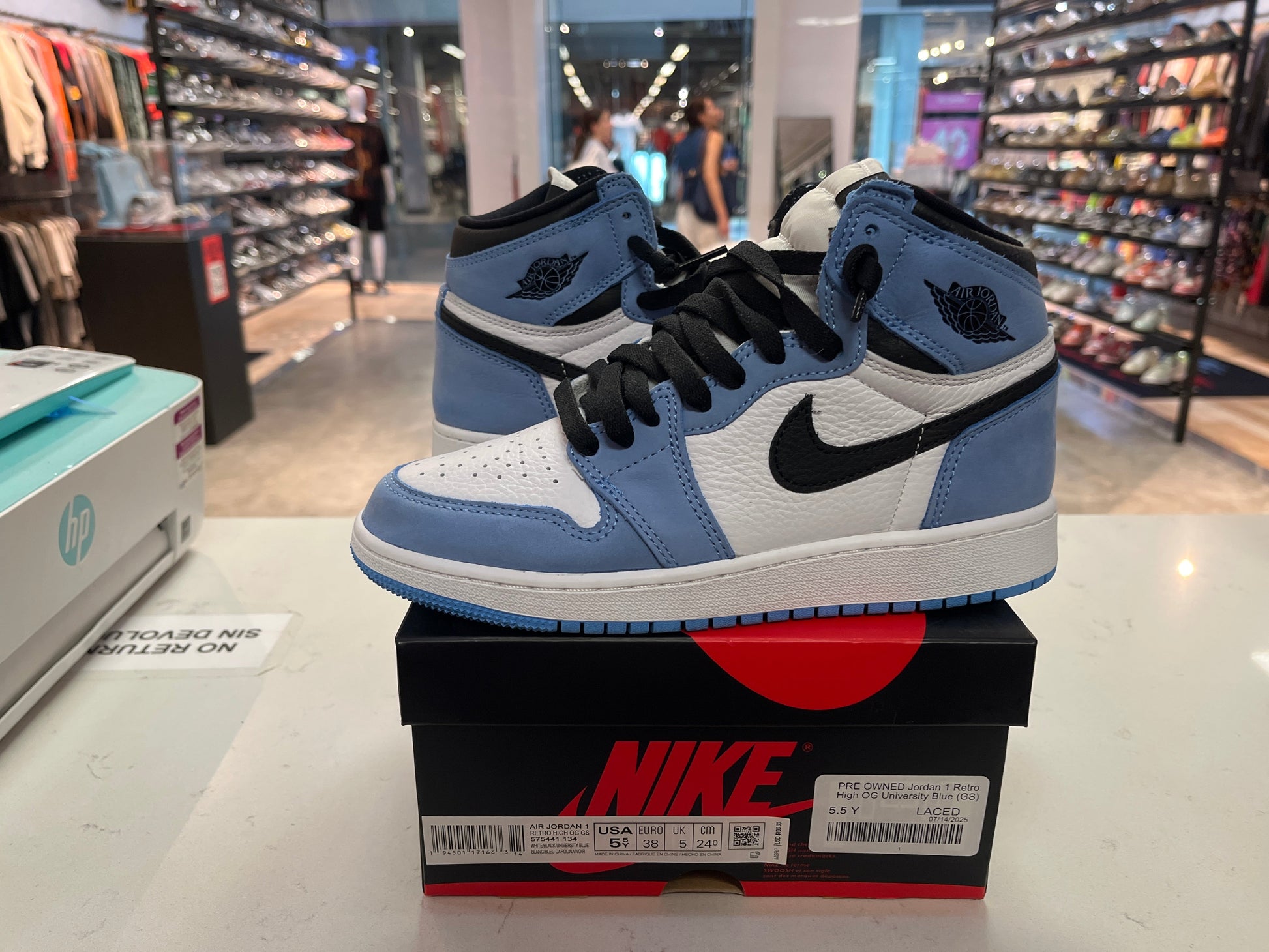 PRE OWNED Jordan 1 Retro High OG University Blue (GS)