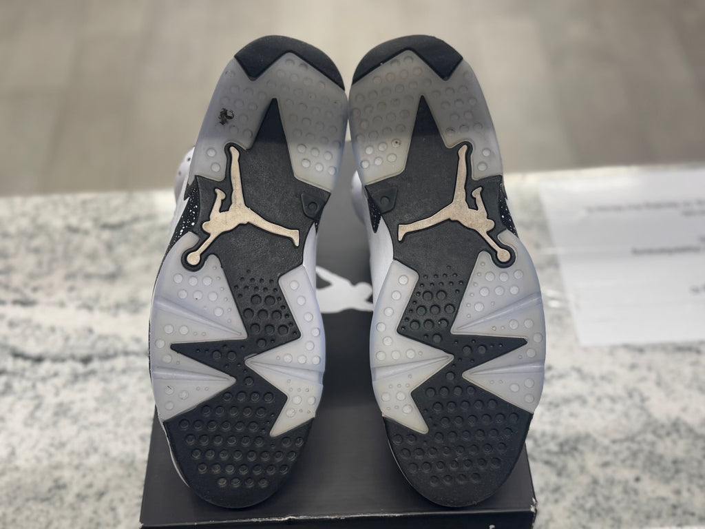 PRE OWNED Air Jordan Retro 6 "Reverse Oreo" (GS)