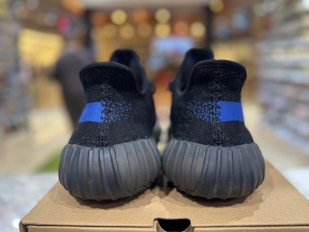 PRE OWNED adidas Yeezy Boost 350 V2 Dazzling Blue
