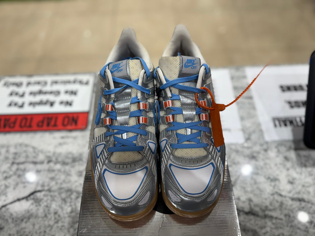 PRE OWNED Nike Air Rubber Dunk / OW “UNC”