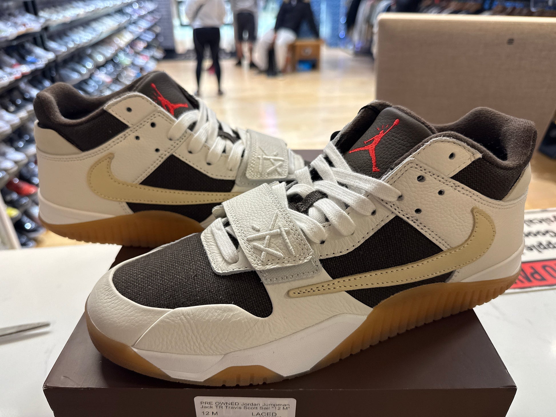 PRE OWNED Jordan Jumpman Jack TR Travis Scott Sail "12 M"