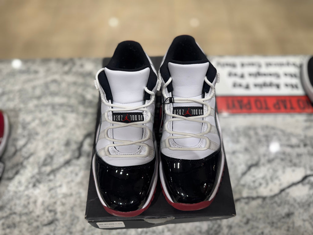 PRE OWNED Jordan 11 Retro Low Concord Bred (GS)
