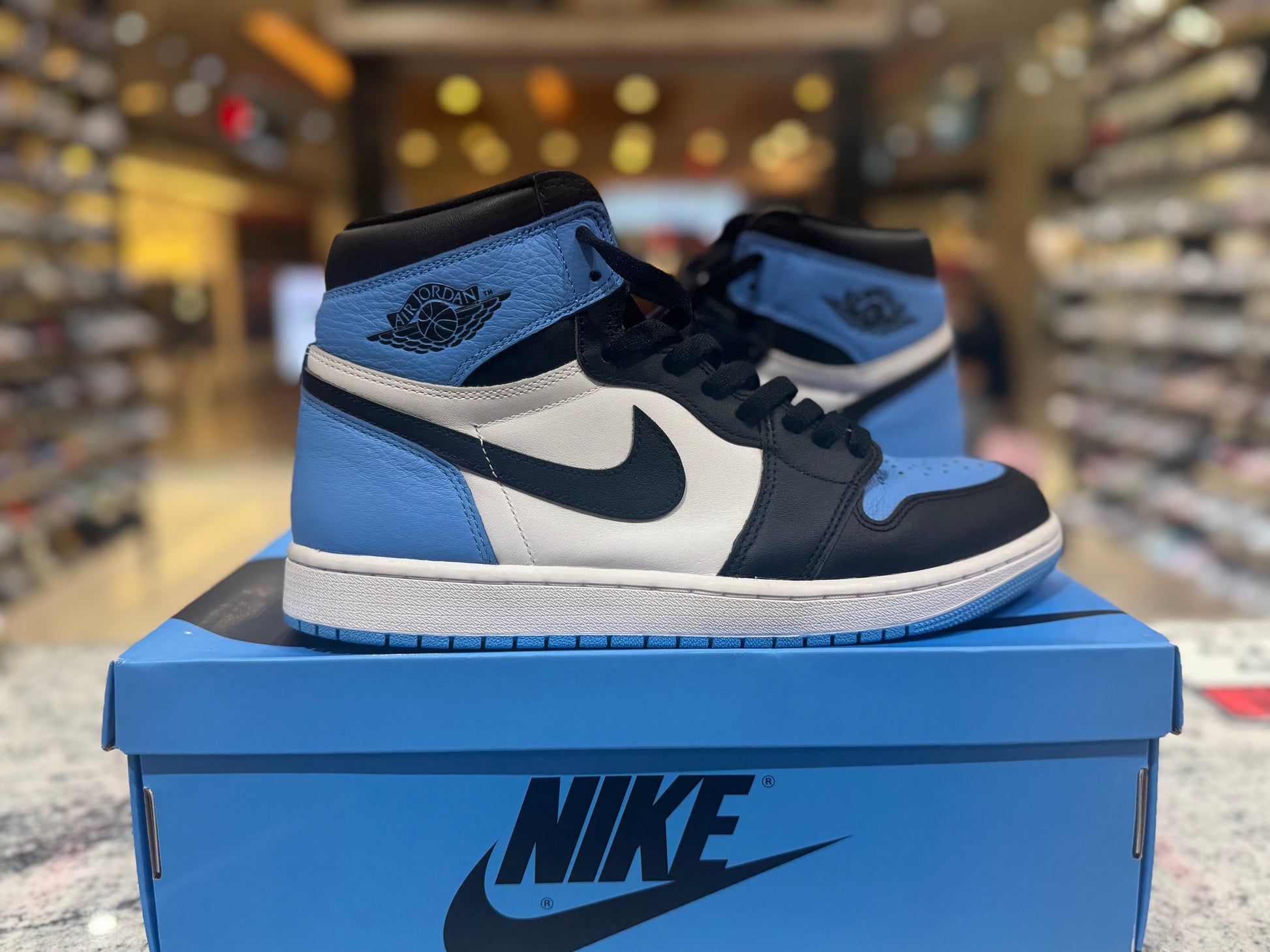 PRE OWNED Air Jordan Retro 1 High “UNC Toe”