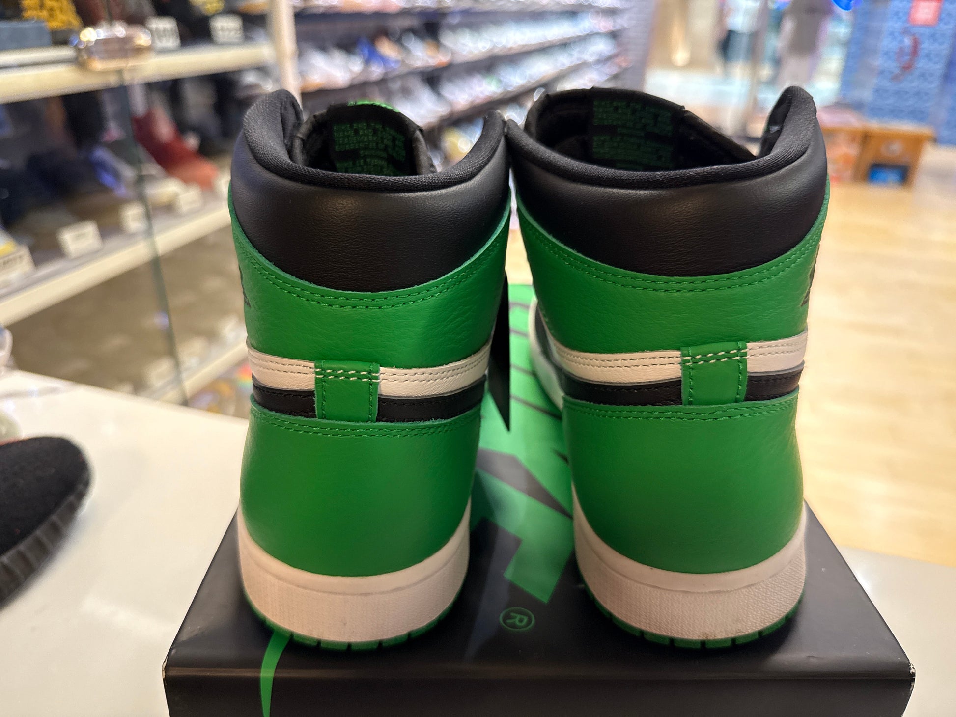 PRE OWNED Jordan 1 Retro High OG Lucky Green
