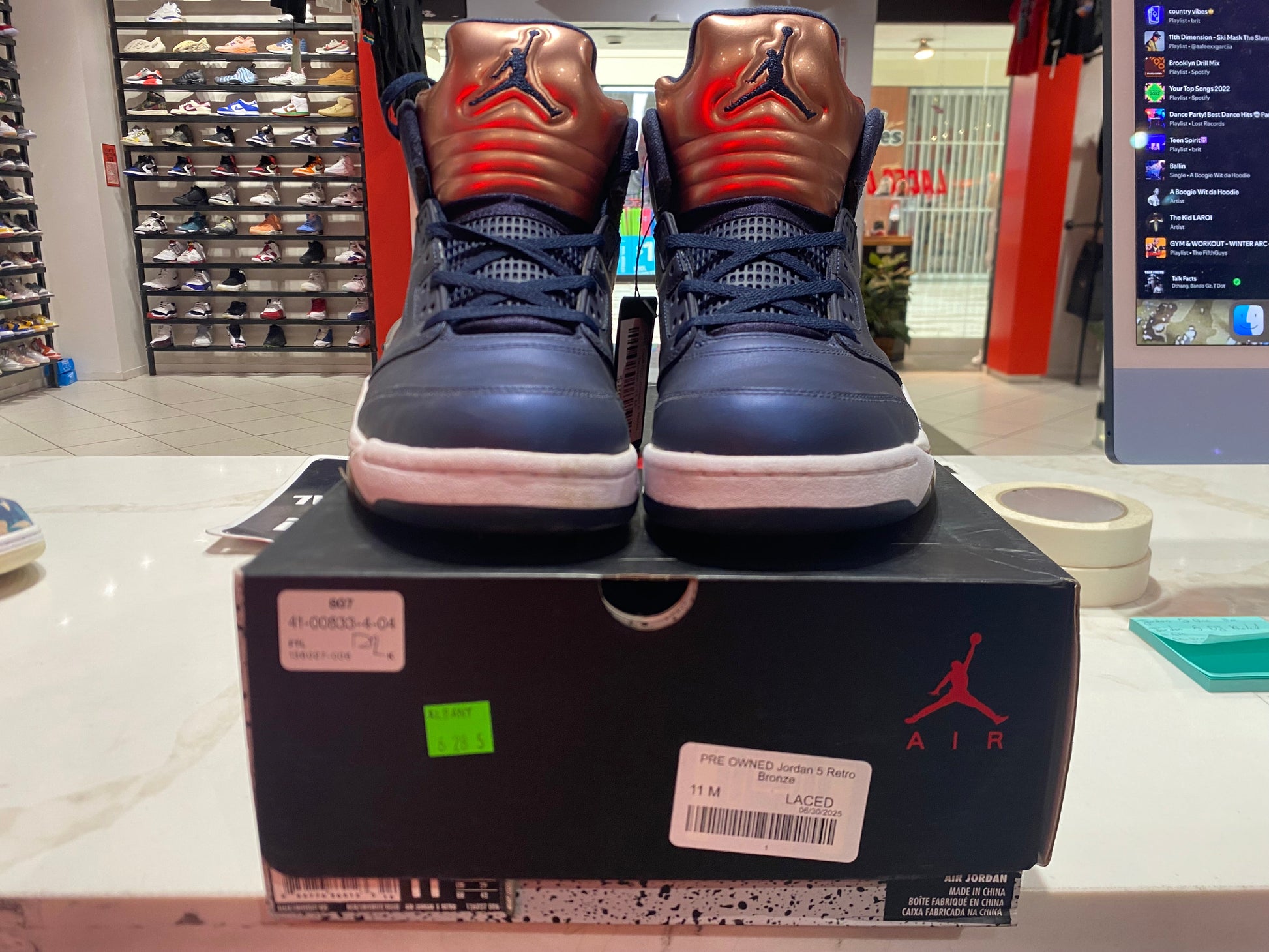 PRE OWNED Jordan 5 Retro Bronze