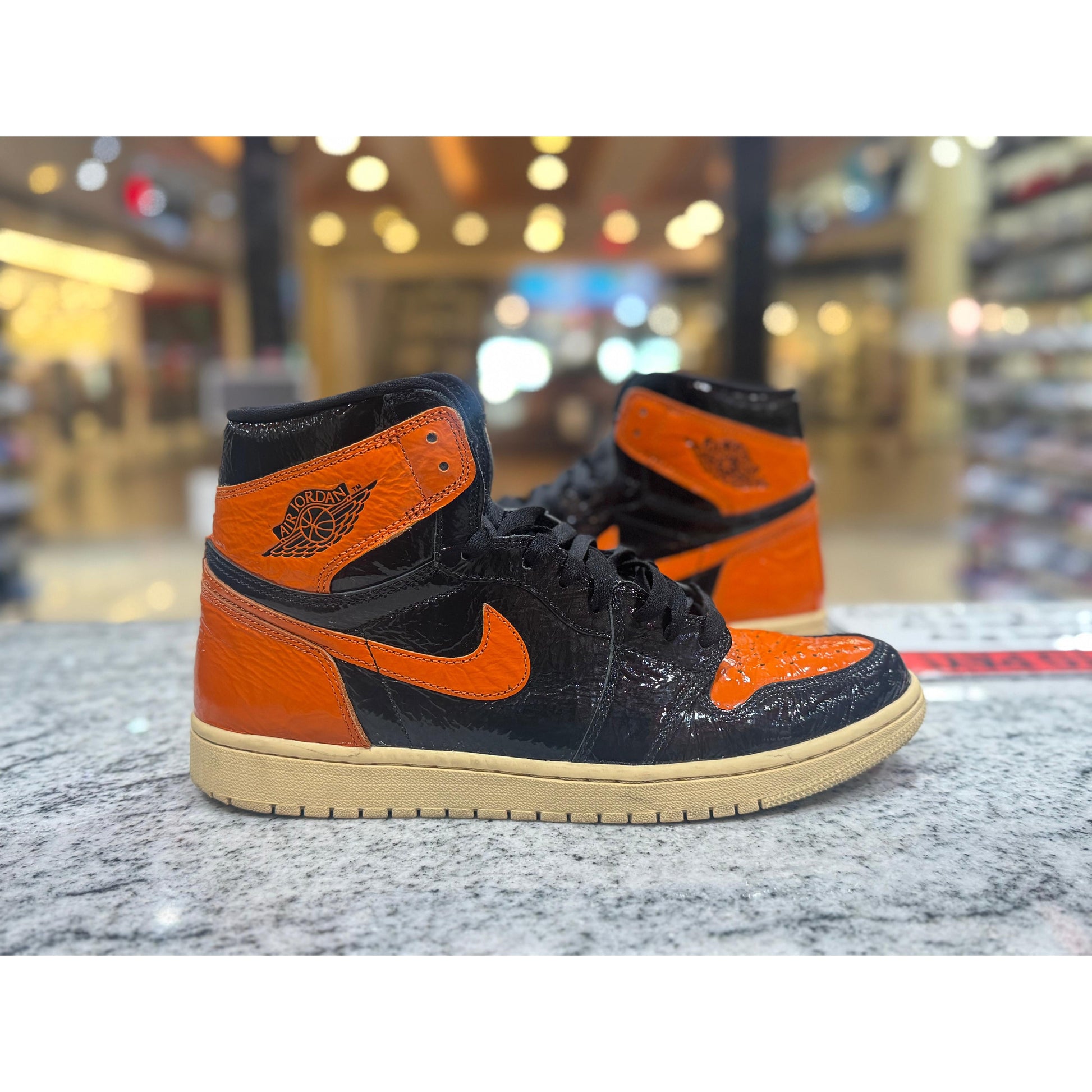 PRE OWNED Jordan 1 Retro High Shattered Backboard 3.0 No Box