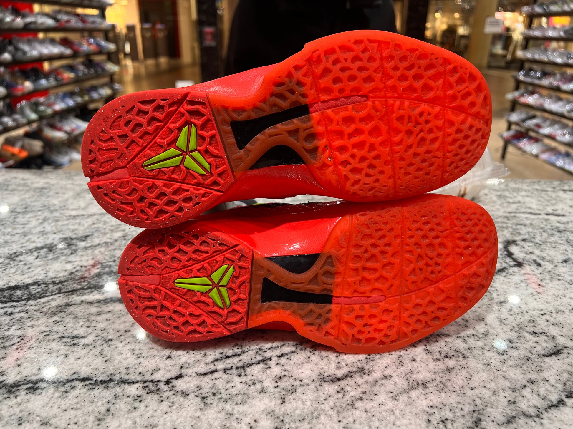 PRE OWNED Nike Kobe 6 Protro Reverse Grinch (GS)