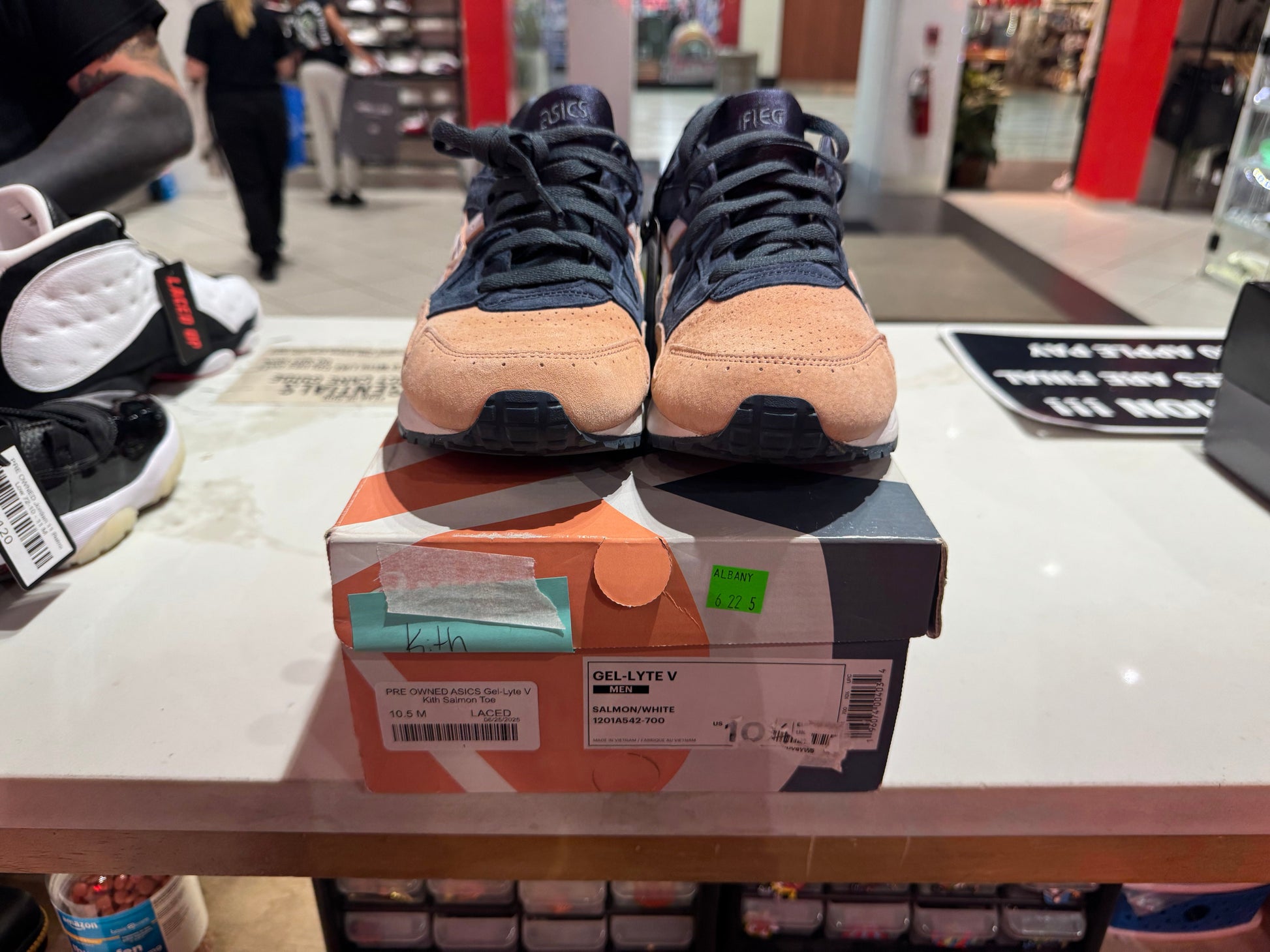 PRE OWNED ASICS Gel-Lyte V Kith Salmon Toe