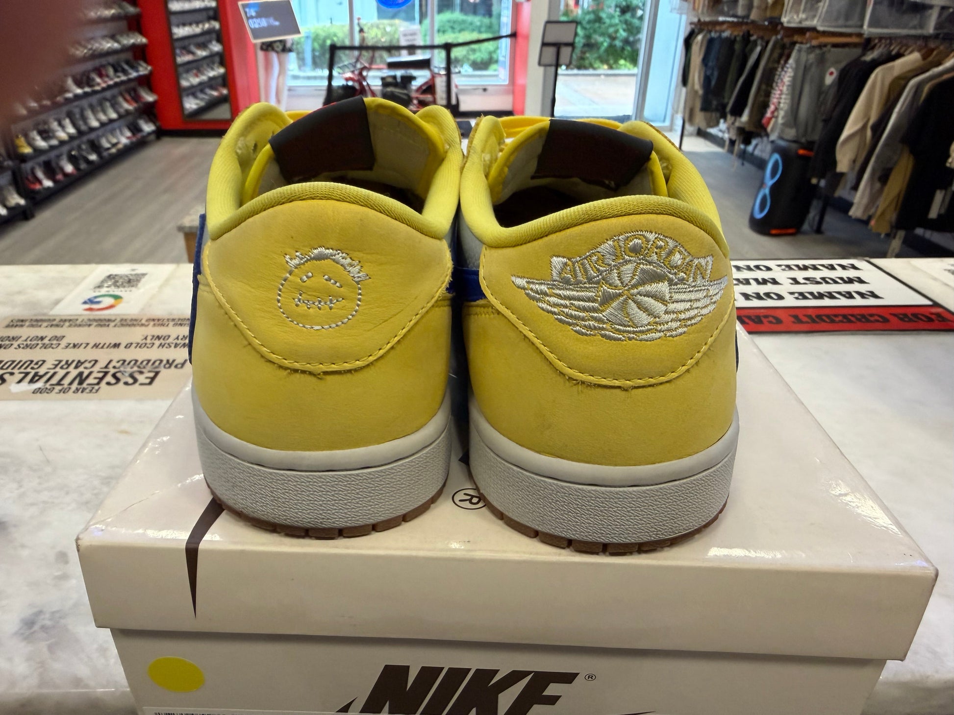 PRE OWNED Jordan 1 Retro Low OG SP Travis Scott Canary (Women's)