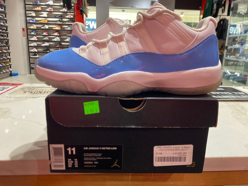 PRE OWNED Jordan Retro 11 low University Blue