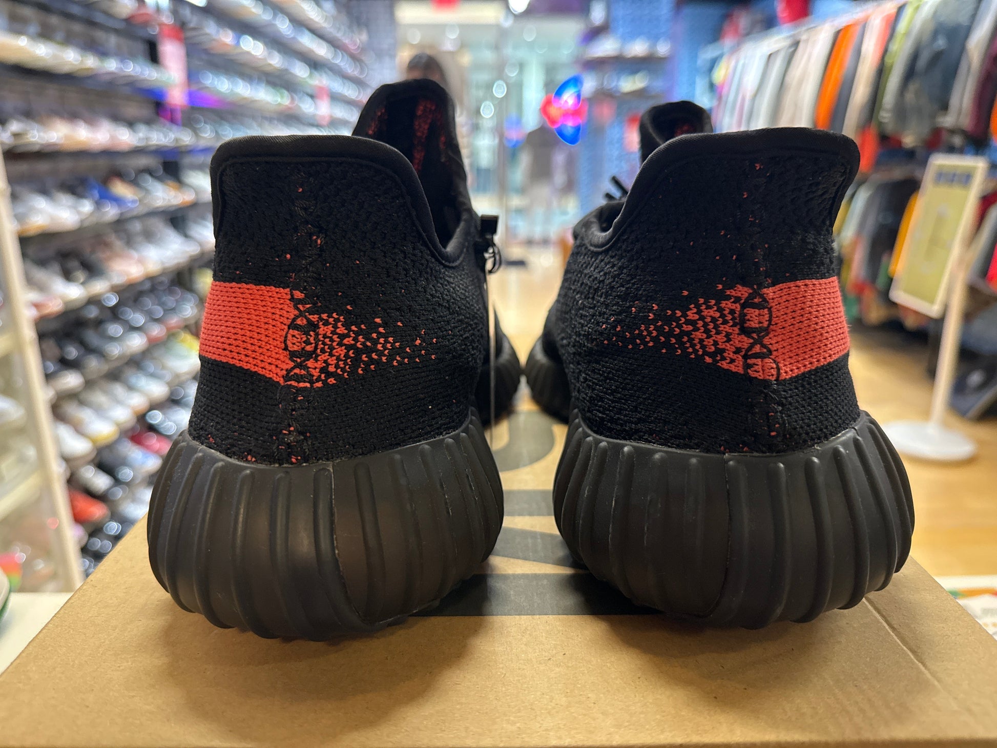 PRE OWNED adidas Yeezy Boost 350 V2 Core Black Red