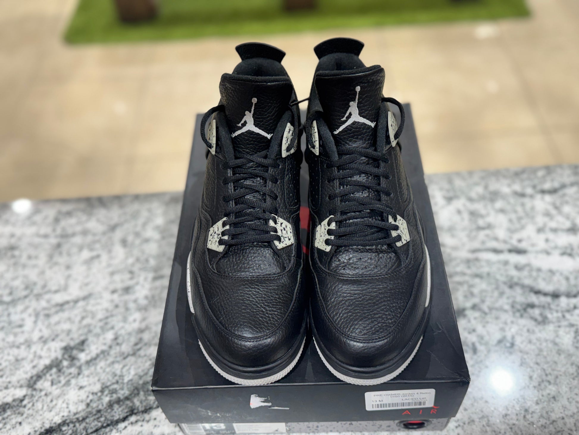 PRE OWNED Jordan 4 Retro Oreo (2015)