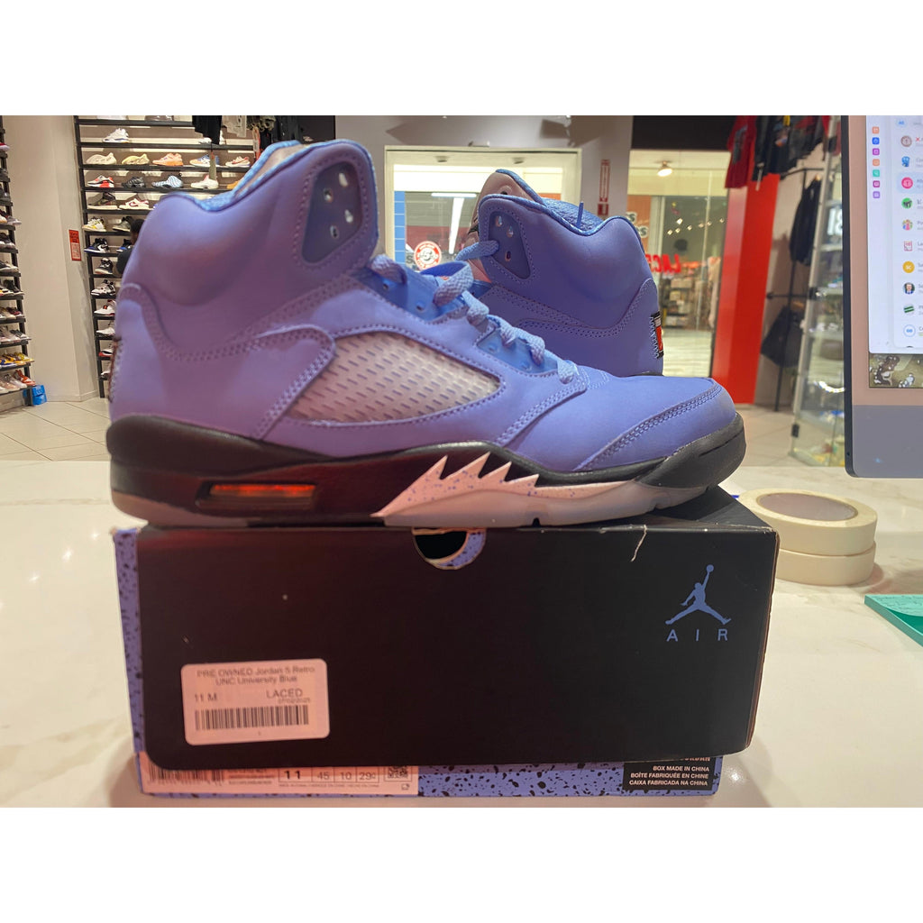 PRE OWNED Jordan 5 Retro UNC University Blue