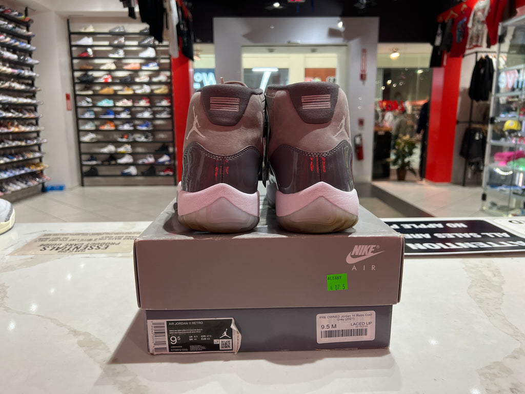 PRE OWNED Jordan 11 Retro Cool Grey (2021)