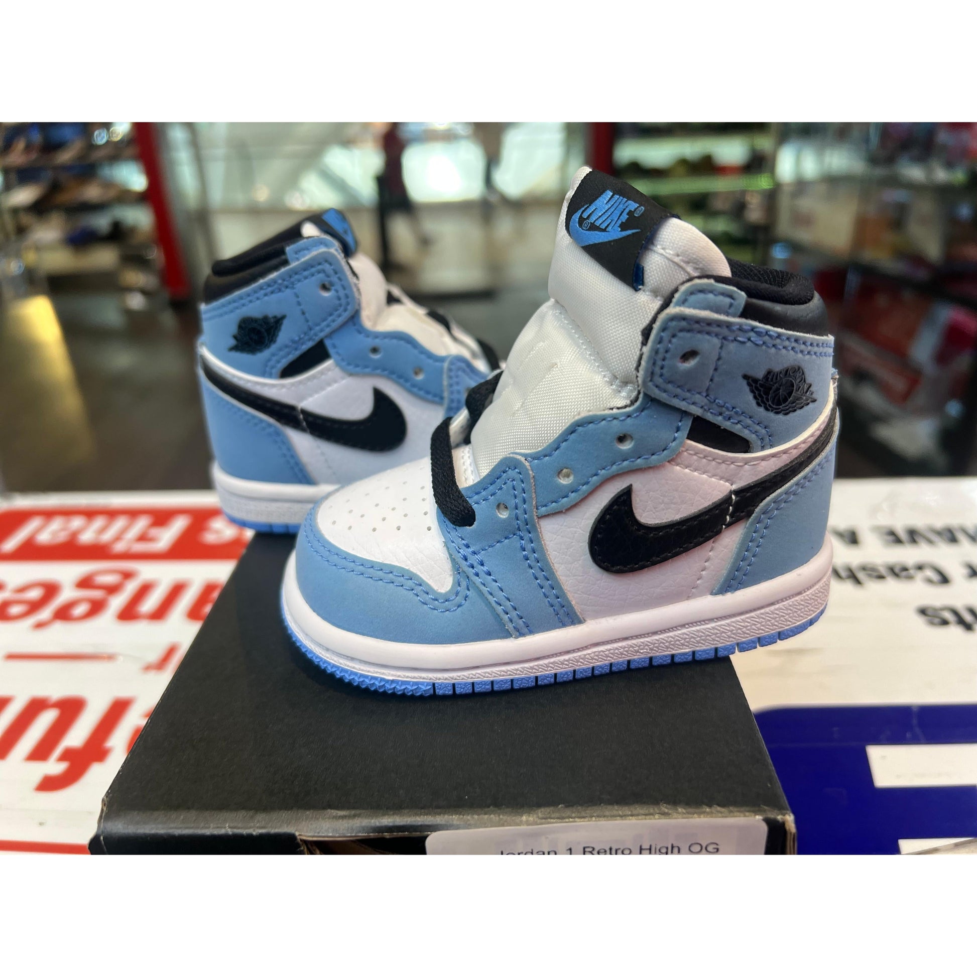 Jordan 1 Retro High OG University Blue (TD) *Conditional*