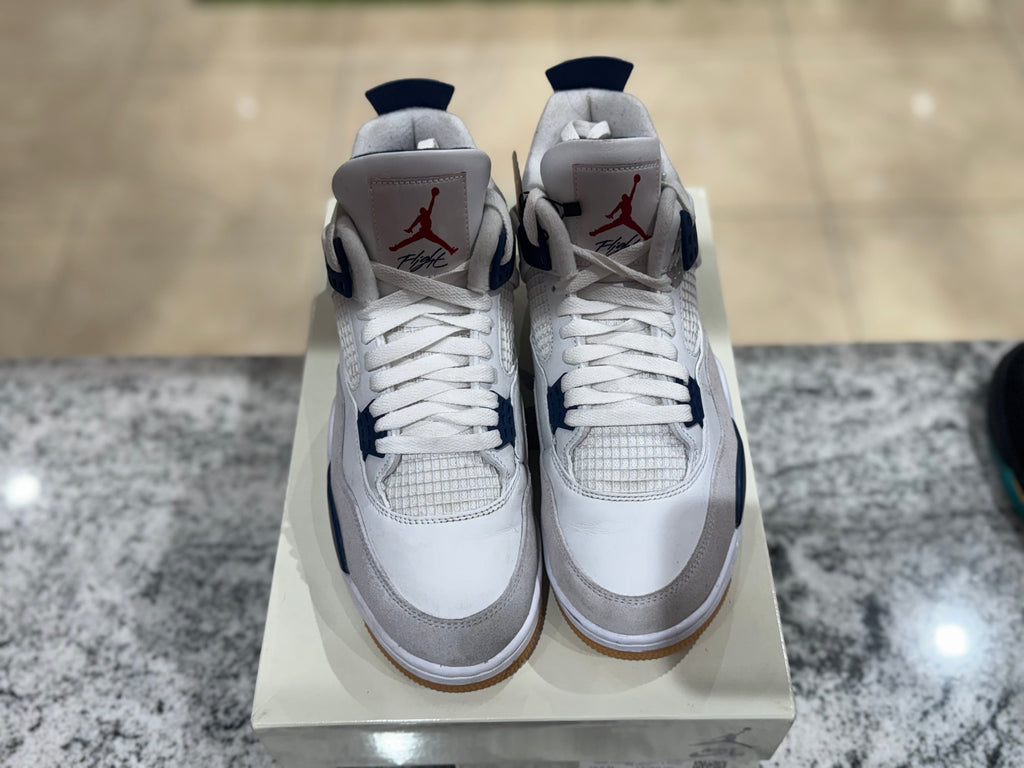PRE OWNED Jordan 4 Retro SB Navy