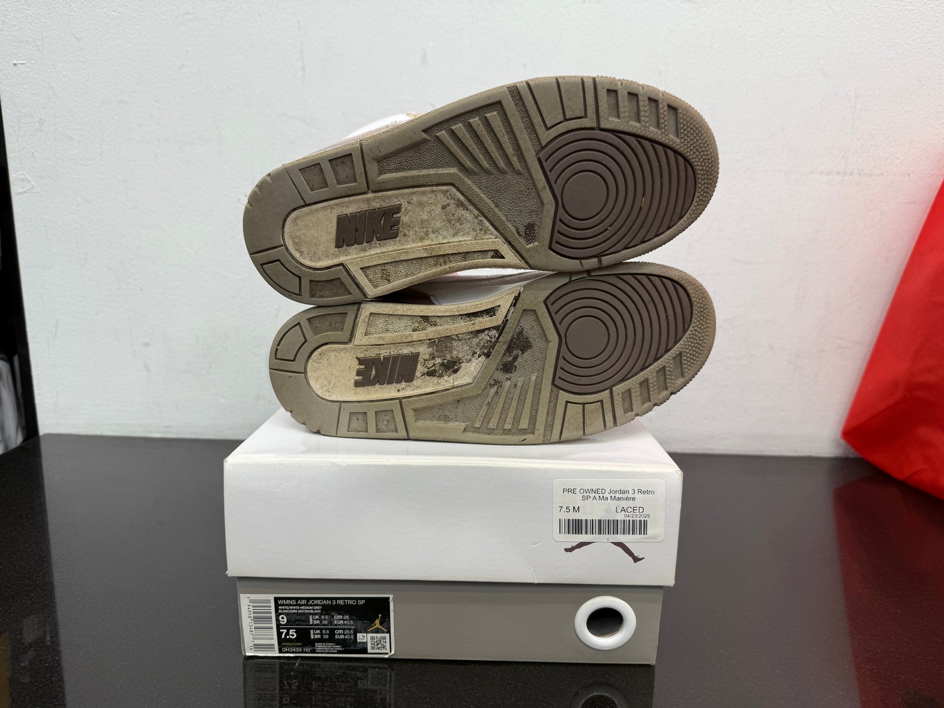 PRE OWNED Jordan 3 Retro SP A Ma Maniére