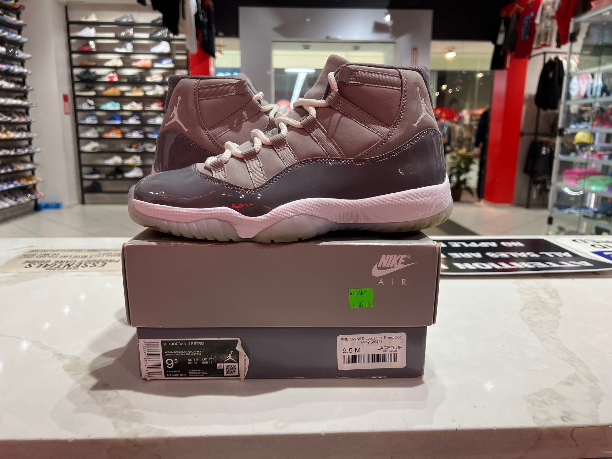 PRE OWNED Jordan 11 Retro Cool Grey (2021)