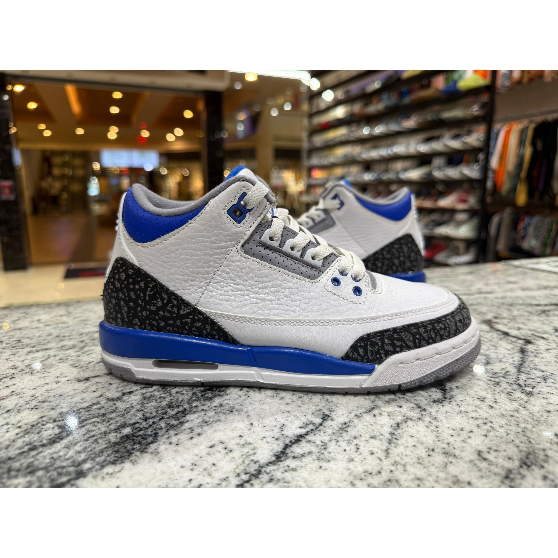 PRE OWNED Jordan 3 Retro Racer Blue (GS)