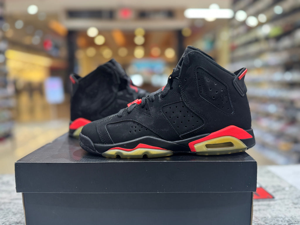 PRE OWNED Air Jordan Retro 6 Infrared Black (2014) (GS)