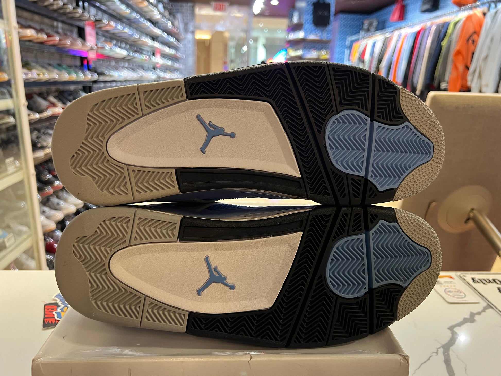 Jordan 4 Retro University Blue Conditional