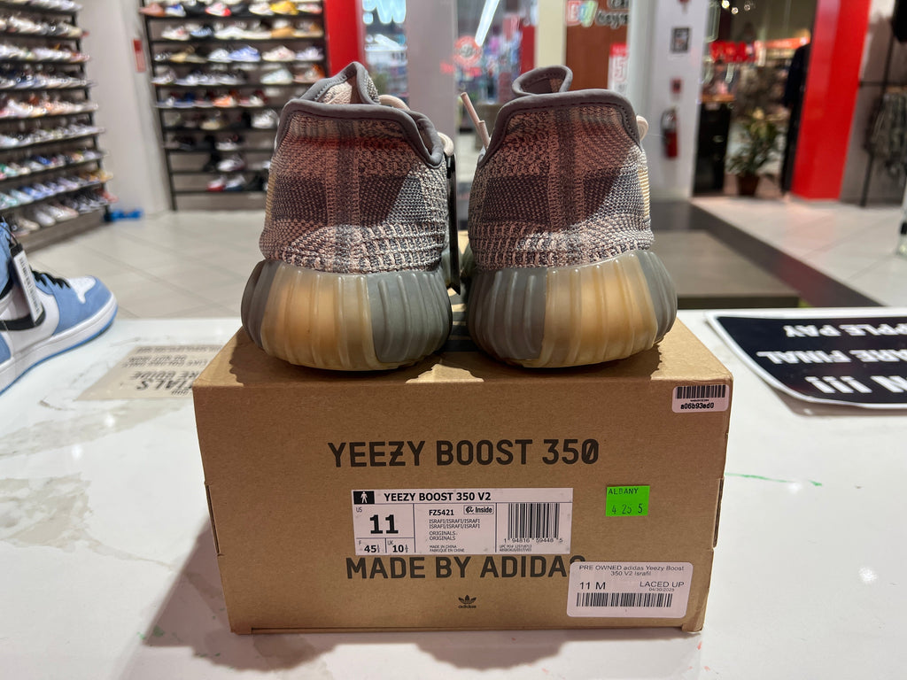 PRE OWNED adidas Yeezy Boost 350 V2 Israfil