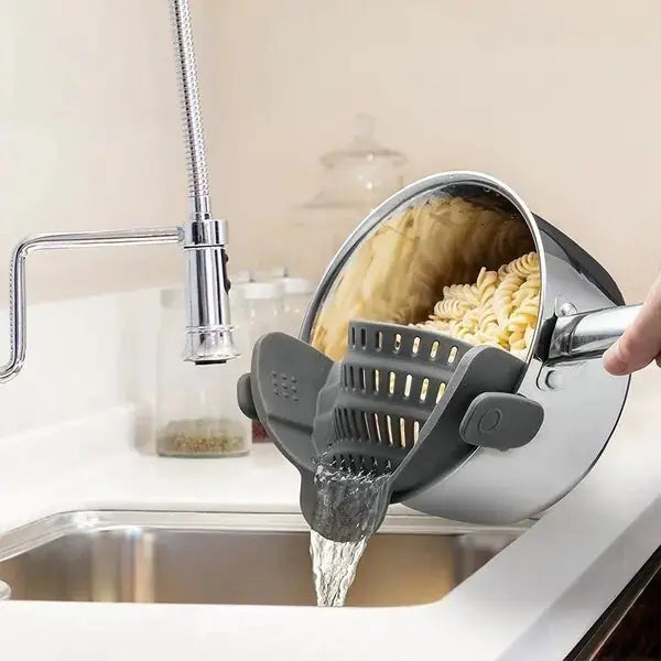 Easy-Drain Silicone Strainer