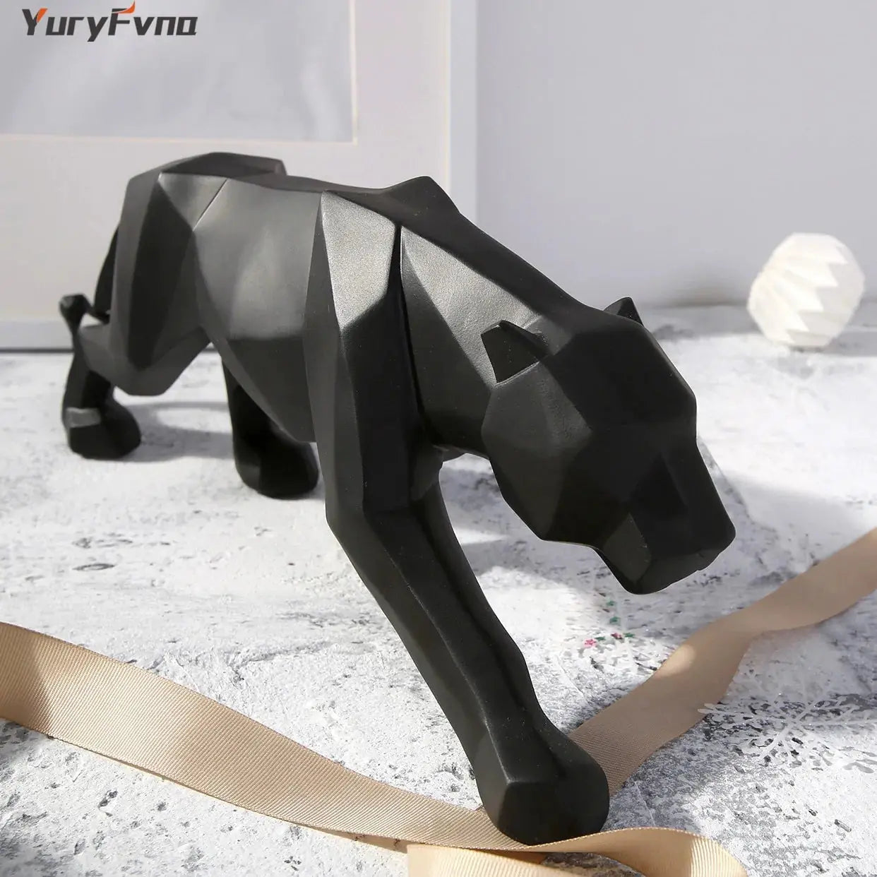 Elegant Resin Leopard Figurine: Chic Home Decor