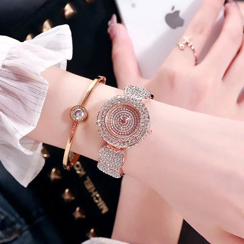 Elegant Round Dial Bracelet Watch for Women