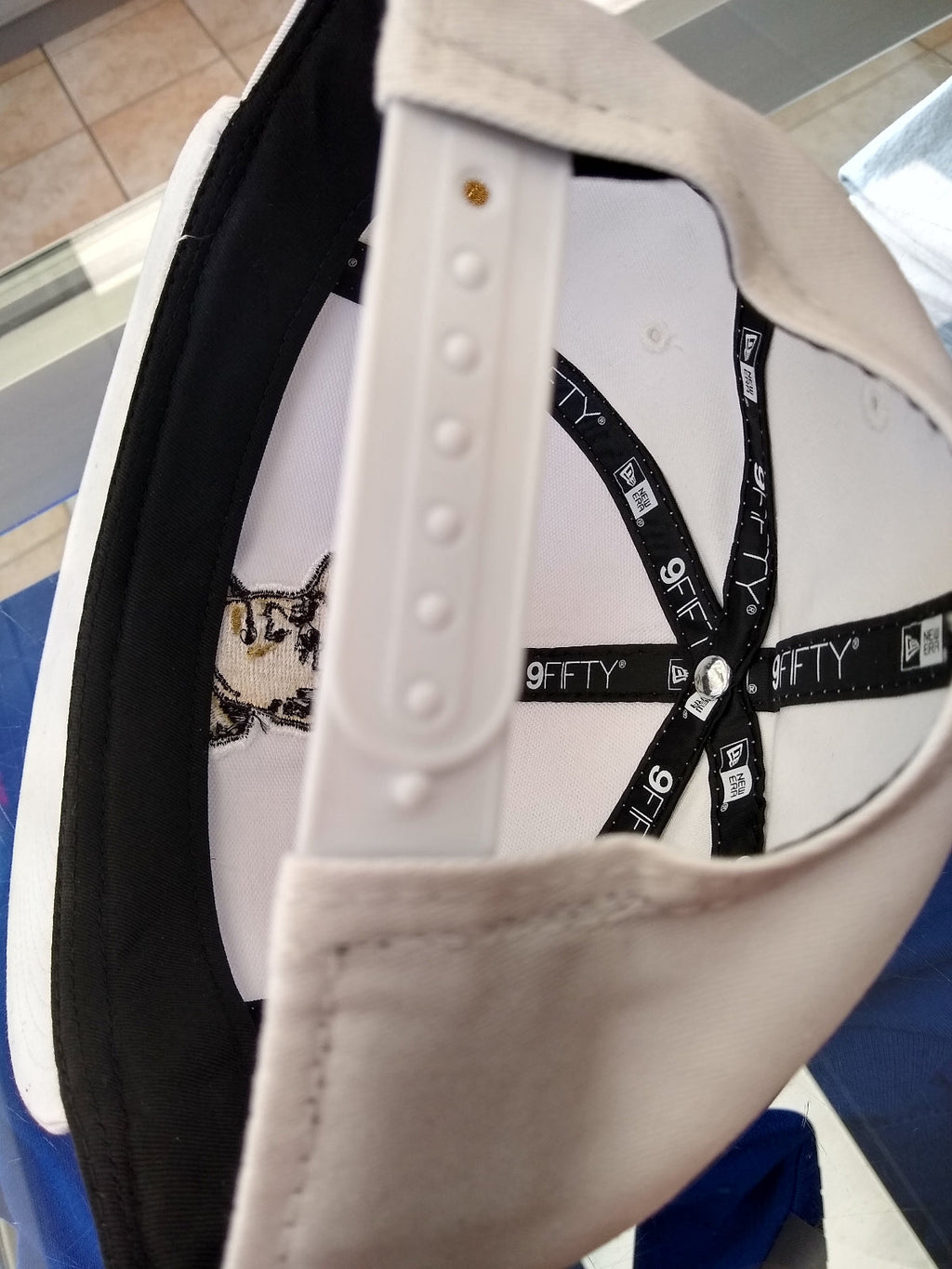 Embroidered "El Chapo" logo hats