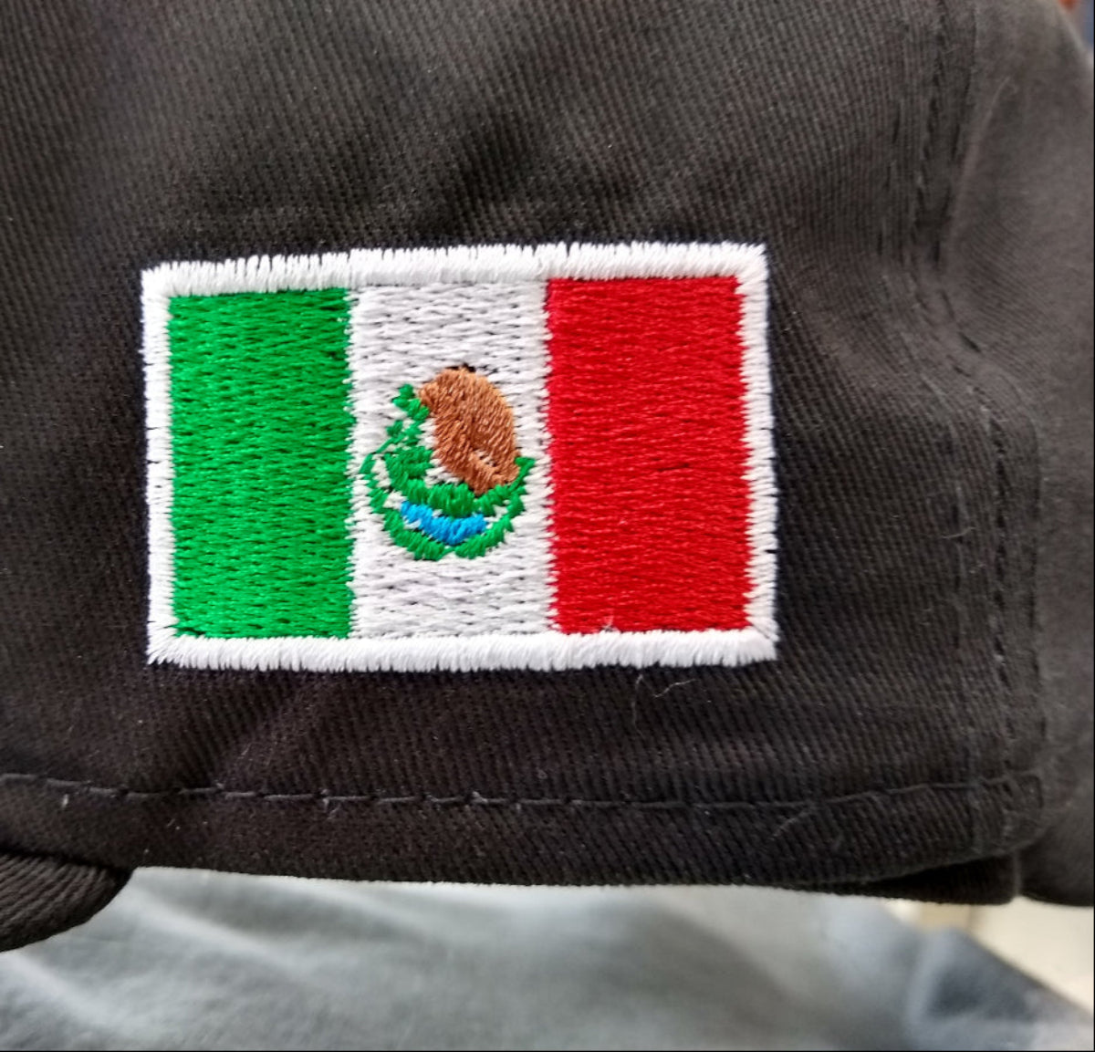 Embroidered Shield and flag SnapBack Mexico Black Hat