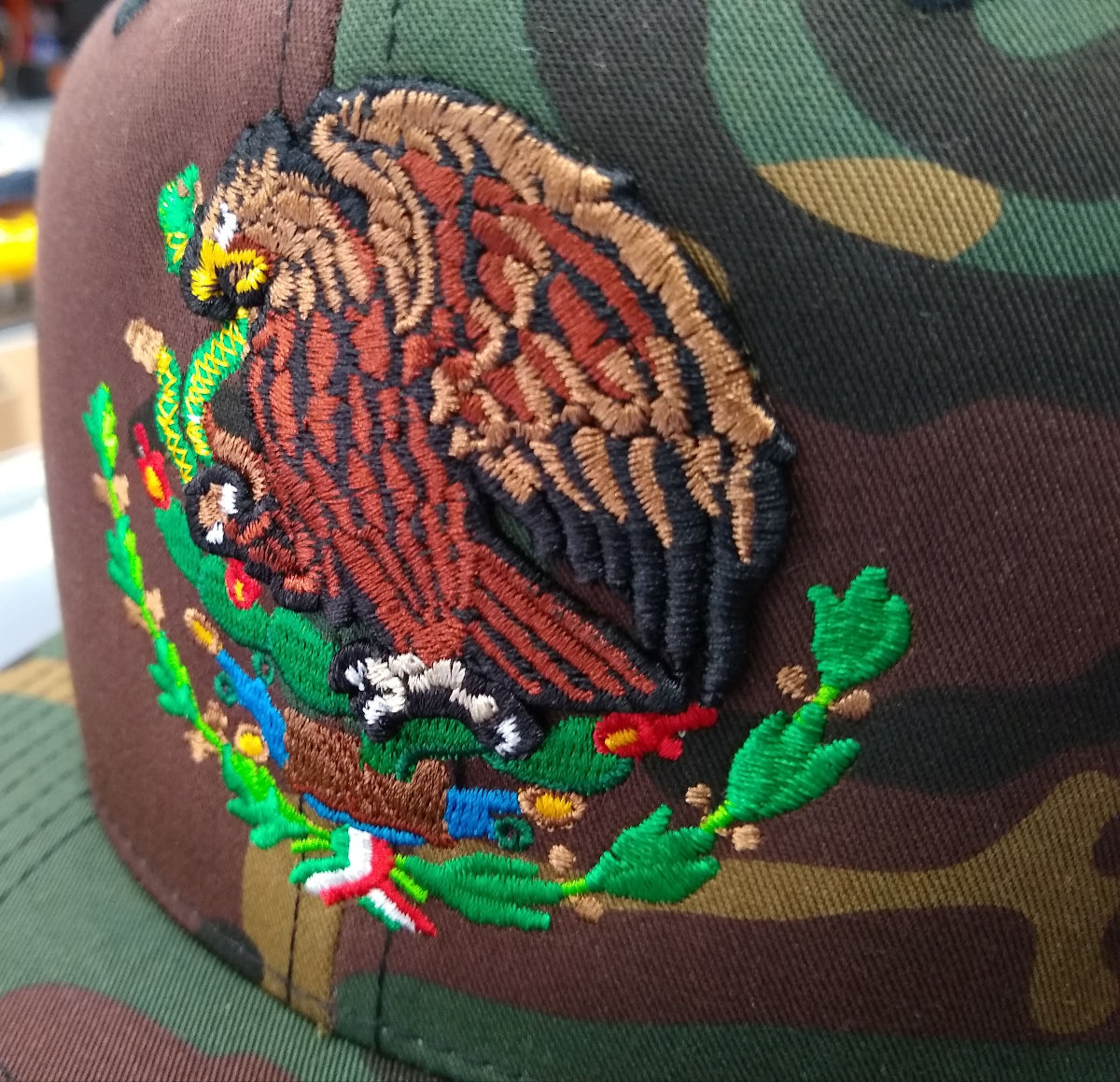 Embroidered Shield and flag SnapBack Mexico Camouflage hat
